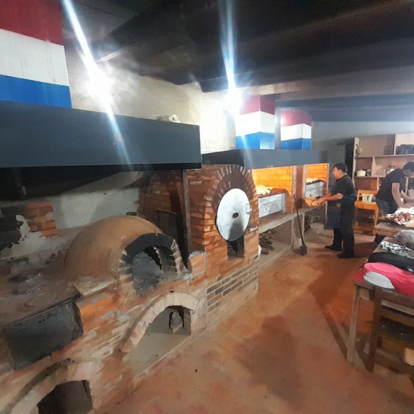 posada los marianos piribebuy